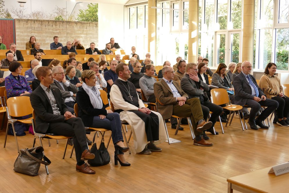 Dies Academicus 2023. Bildnachweis: KU Linz/Kastner. Blick ins Publikum beim Dies Academicus 2023.