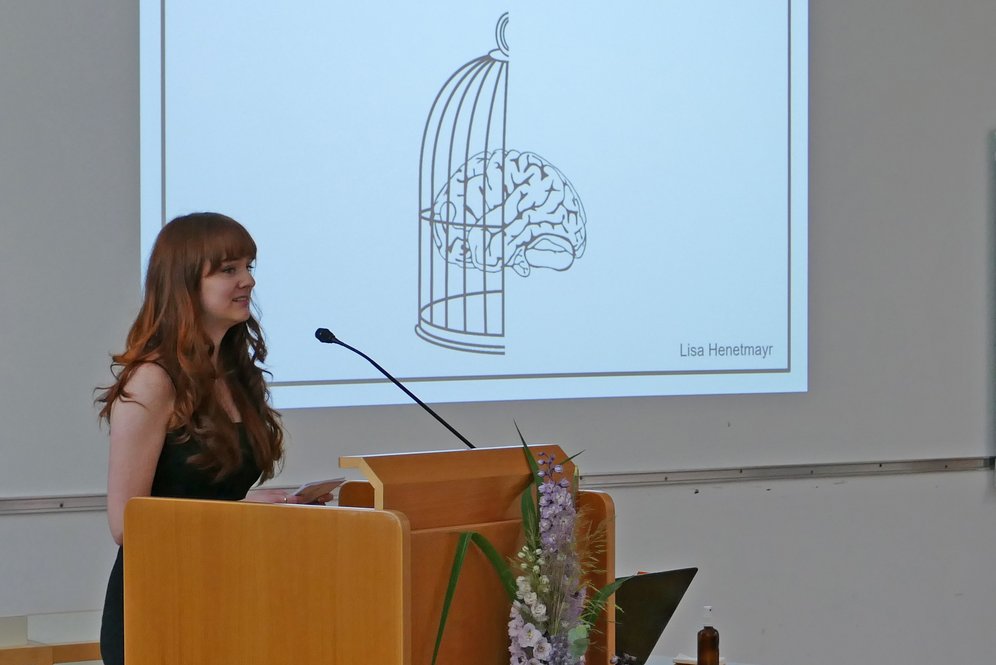 Lisa Henetmayr (Gymnasium und ORG Dachsberg), Preisträgerin Fachbereich Philosophie. (c) KU Linz/Dullinger Lisa Henetmayr (Gymnasium und ORG Dachsberg) ist Preisträgerin im Fachbereich Philosophie.