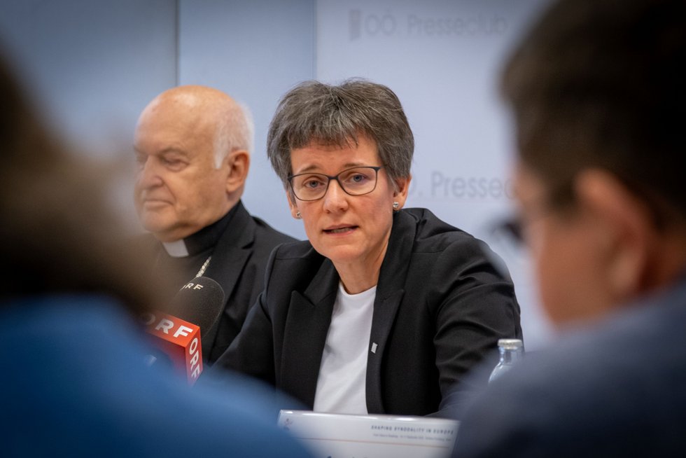 Porträtfoto von Univ.-Prof.in Dr.in Klara A. Csiszar.
