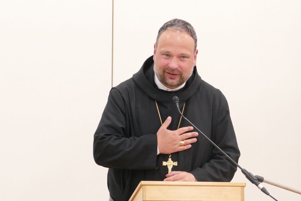 Vortrag: Leben im Brennpunkt Jerusalem. Foto: KU Linz/Hermine Eder. Abt Nikodemus Schnabel von der Dormitio-Abtei in Jerusalem.