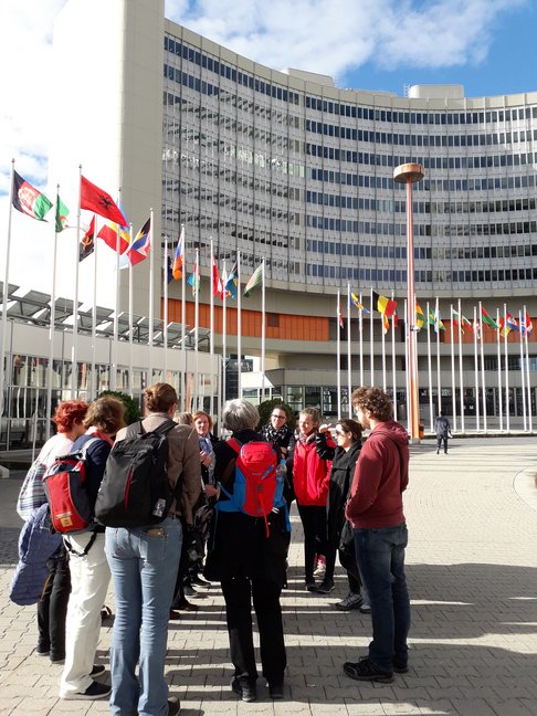 Und wie funktioniert supra-nationale Repräsentation? Ein Highlight war auch die extraterritoriale Besichtigung der UNO City, Foto: A. Minta Und wie funktioniert supra-nationale Repräsentation? Ein Highlight war auch die extraterritoriale Besichtigung der UNO City, Foto: A. Minta