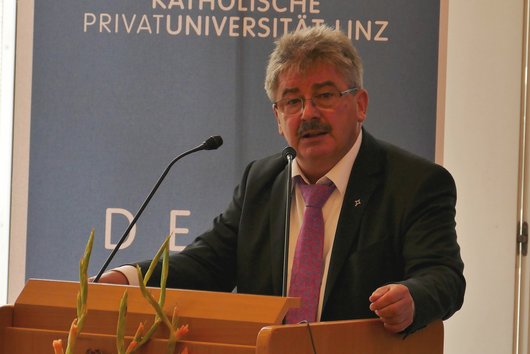 Univ.-Prof. Dr. Jozef Niewiadomski. (c) KU Linz/Eder.