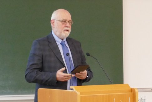 Dies Academicus 2023. Bildnachweis: KU Linz/Kastner. Prof. Dr. Dr. Andras Mate-Toth, Universität Szeged.