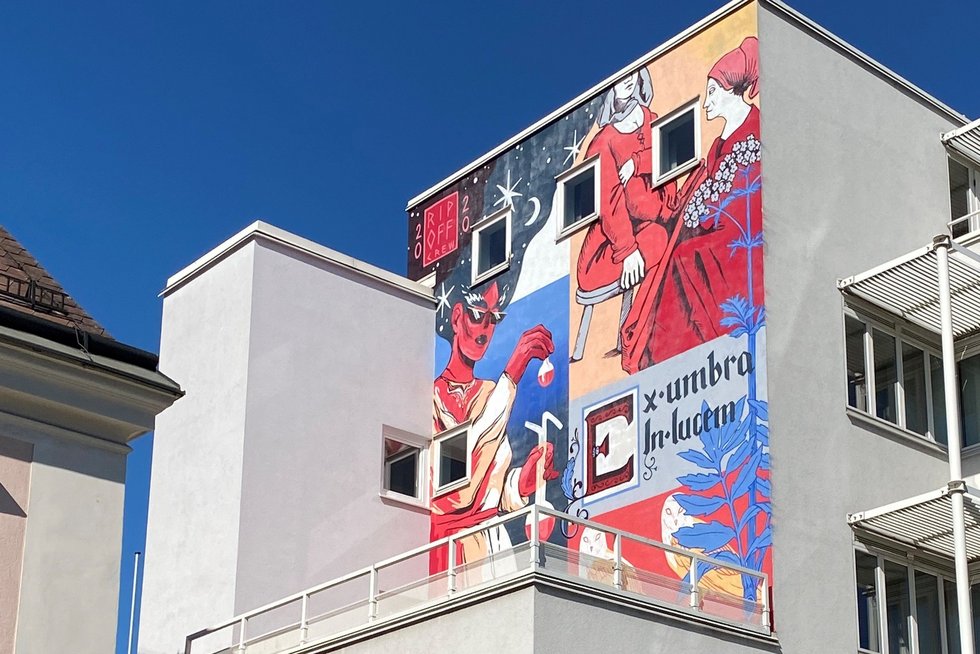 (c) KU Linz/Eder Mural am Neubau der Katholischen Privat-Universität Linz von der Ripp Off Crew.