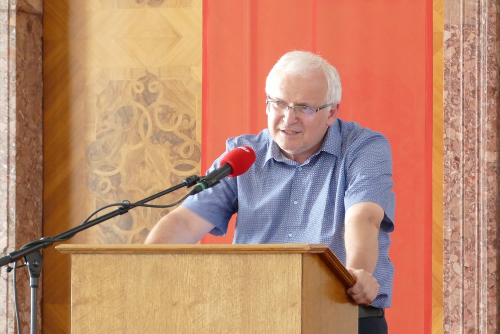 Vortrag von PD Mag. Dr. Hannes Leidinger.