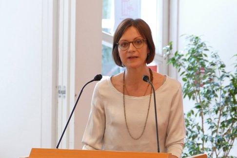 Univ.-Prof.in Dr.in Isabella Guanzini. Vortrag von Univ.-Prof.in Dr.in Isabella Guanzini, Institut für Fundamentaltheologie und Dogmatik an der KU Linz. © KU Linz/Eder.