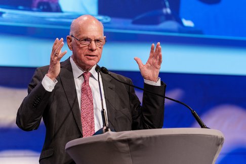 Bundestagspräsident a.D. Prof. Dr. Norbert Lammert. Bundestagspräsident a.D. Prof. Dr. Norbert Lammert.