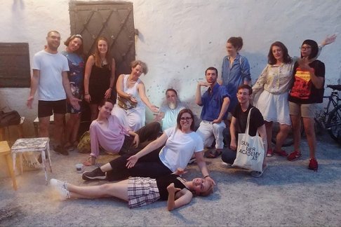 Die Kurator_innenklasse der Salzburger Sommerakademie.