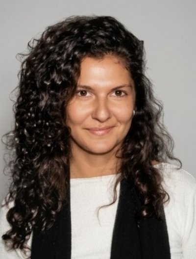  Carolin Kayali