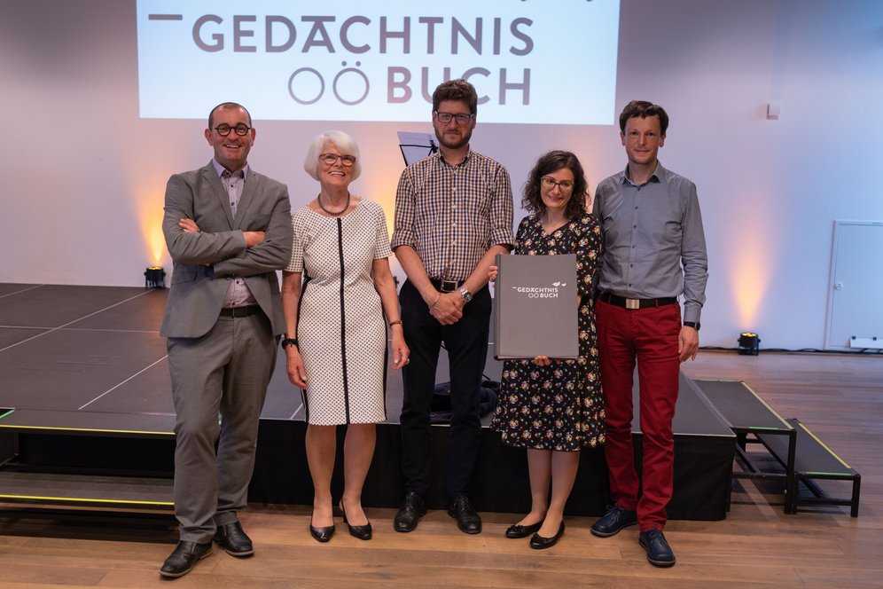 Von li: Prof. Dr. Thomas Schlager-Weidinger, Dr.in Dr.in h.c. Erna Putz, Mag. Florian Schwanninger, Dr.in Verena Lorber, Dr. Andreas Schmoller.