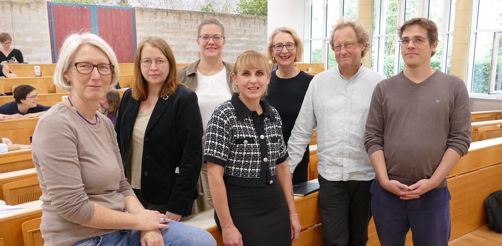 Gruppenbild des Teams des Forschungsschwerpunkt "Diskurse der Öffentlichkeit"