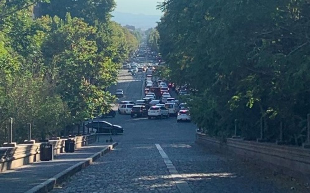 Stau und – stets lauter - Verkehr