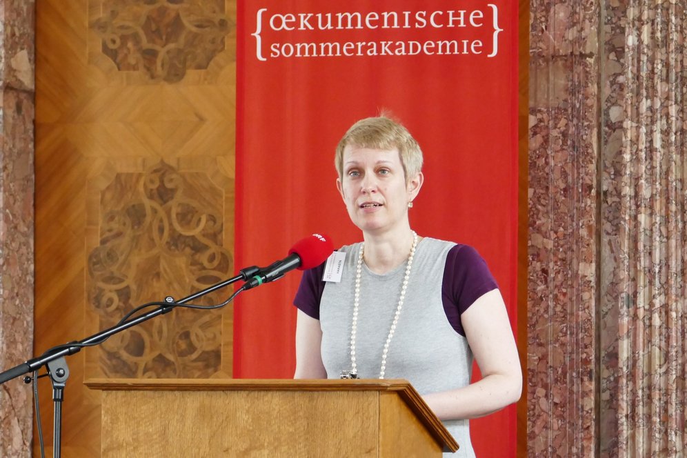25. Ökumenische Sommerakademie im Stift Kremsmünster zum Thema "Frieden stiften". © KU Linz/Hermine Eder. Vortrag von Pfr. PD. Dr. Eva Harasta.