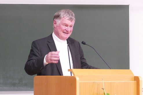 Eröffnung des akademischen Studienjahres 2025/26. Foto: KU Linz / Hermine Eder. Dankworte von Diözesanbischof Dr. Manfred Scheuer.