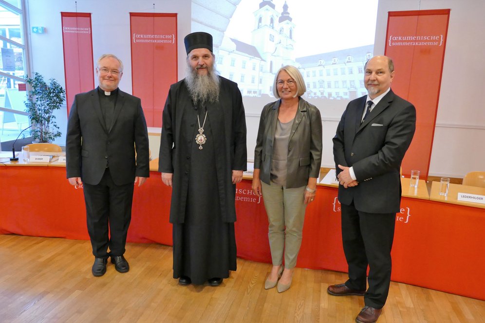 Vertreter*innen der Kirchen. Vertreter*innen der Kirchen.