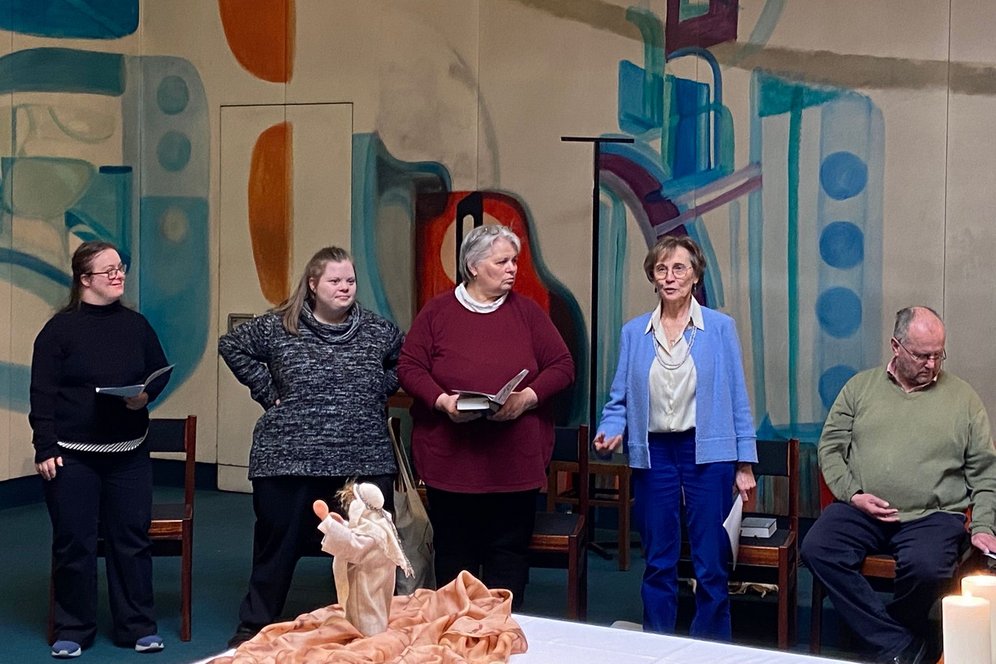 In der Kapelle des Priesterseminars: Die Liturgiesprache. Fachtagung an der KU Linz