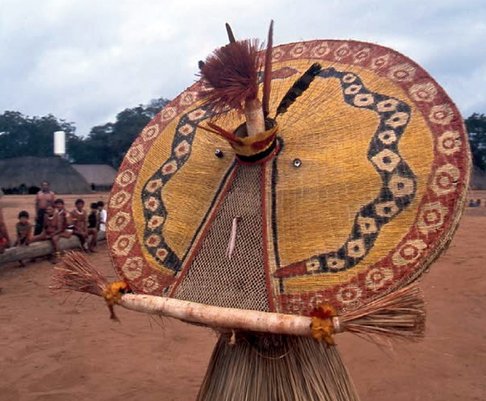 Picture of a Wauja Mask. Photo: © Aristoteles Barcelos Neto.