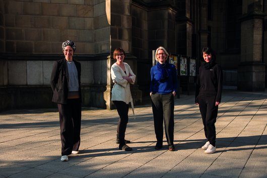 Gruppenfoto von Zoe Goldstein, Martina Resch, Anna Minta und Margit Greinöcker.