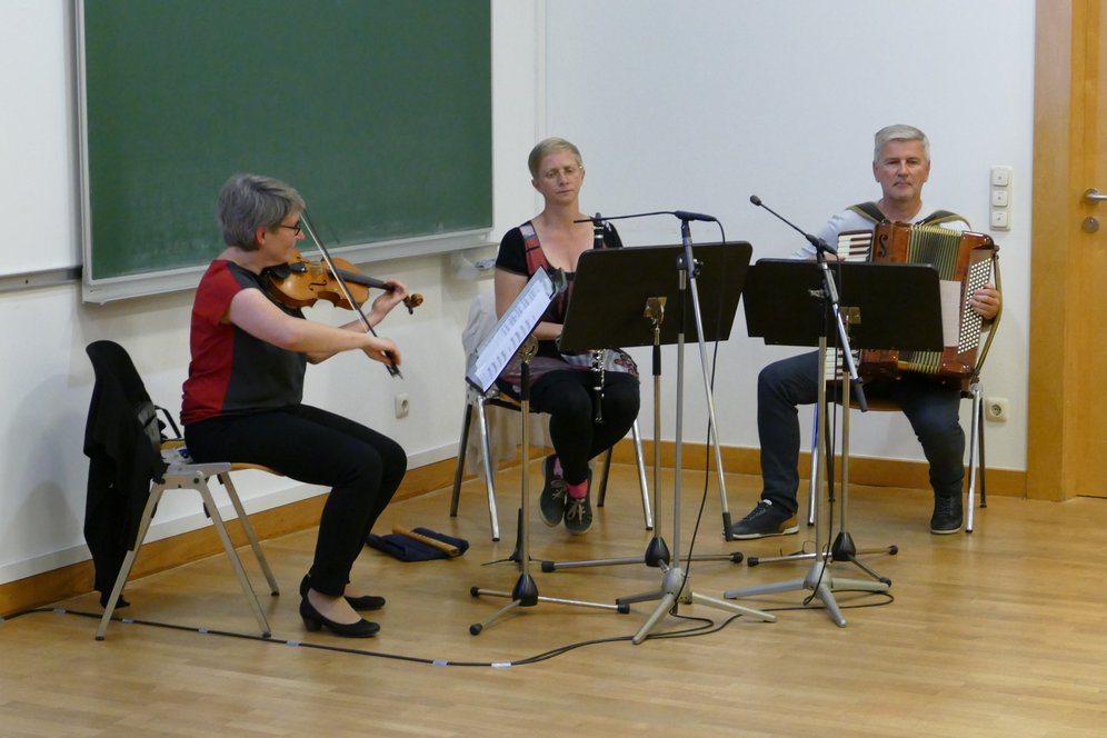 Ensemble Folk and Pepper. © KU Linz/Hermine Eder. Musikalische Gestaltung der akademischen Feier: Ensemble Folk and Pepper. © KU Linz/Hermine Eder.