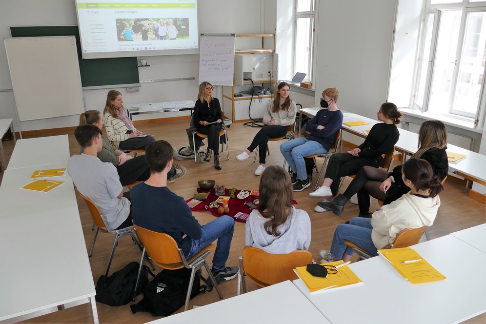 Workshop im Hörsaal 4 der KU Linz. © KU Linz / Hermine Eder. Workshop im Hörsaal 4 der KU Linz.