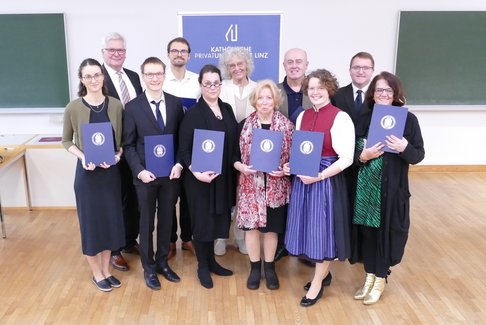 Verleihung von akademischen Graden an der KU Linz. Die Absolventinnen und Absolventen des Wintersemesters 2023/24.