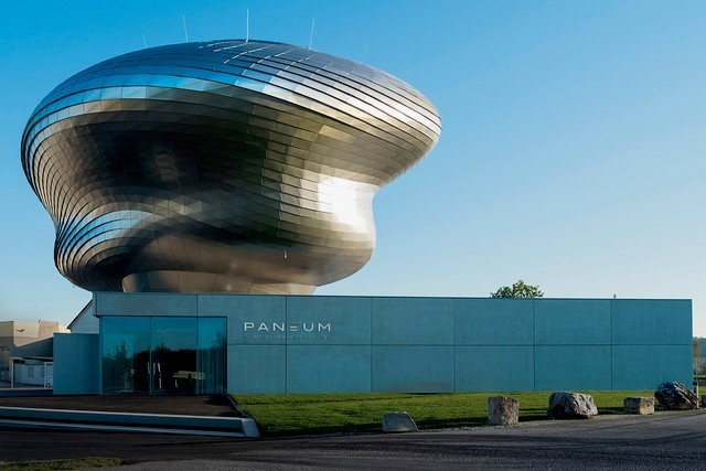 Die beeindruckende Architektur des PANEUM. 